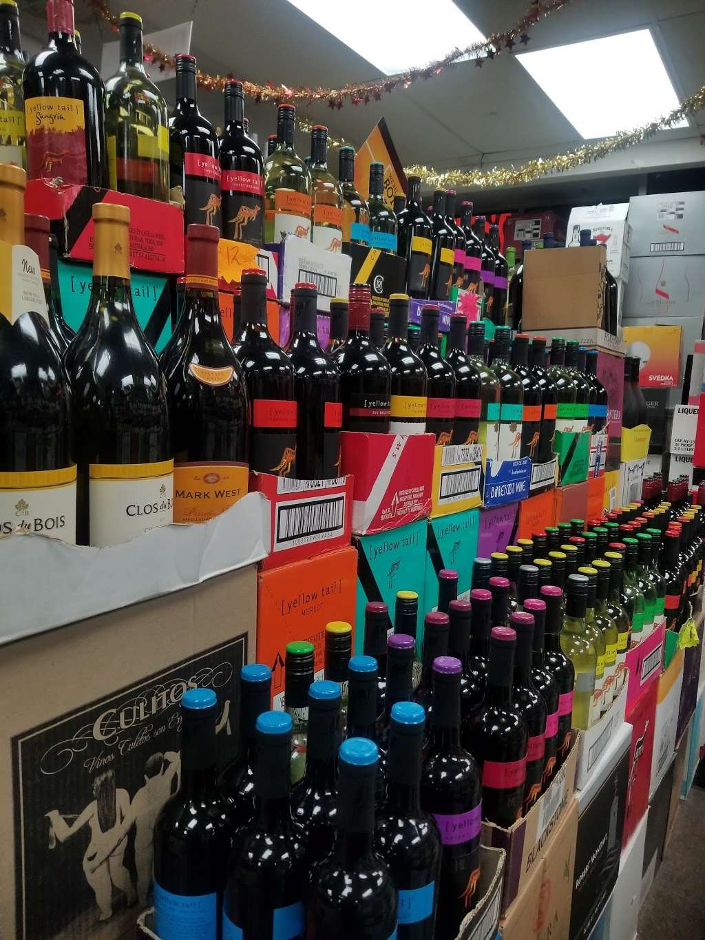 Jerusalem Plaza Liquor | 438 Jerusalem Ave, Hicksville, NY 11801 | Phone: (516) 681-5190