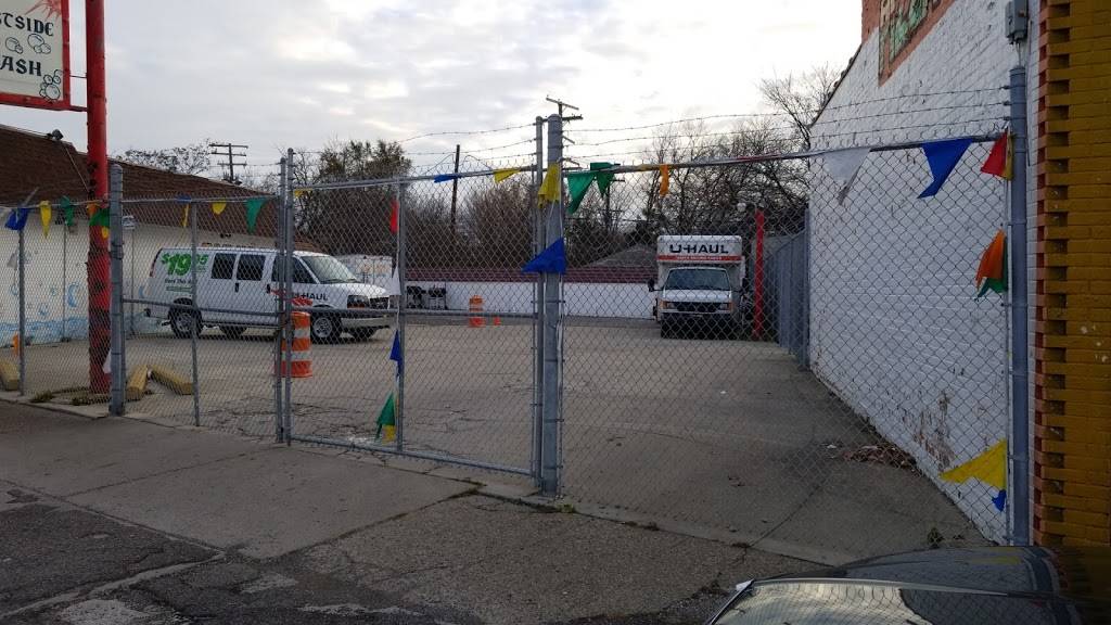 Williams Carwash U-HAUL | 13920 Gratiot Ave, Detroit, MI 48205, USA | Phone: (313) 335-1386