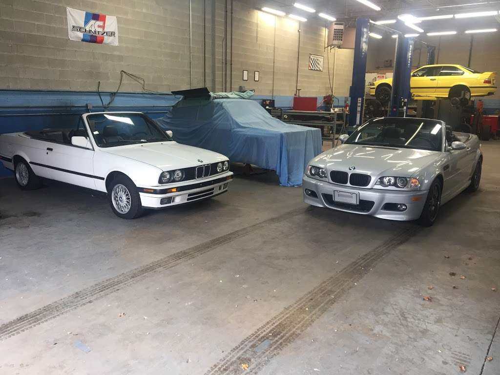 LukeG Workshop BMW Specialist | 806 W Central Ave, Roselle, IL 60172, USA | Phone: (708) 465-9053