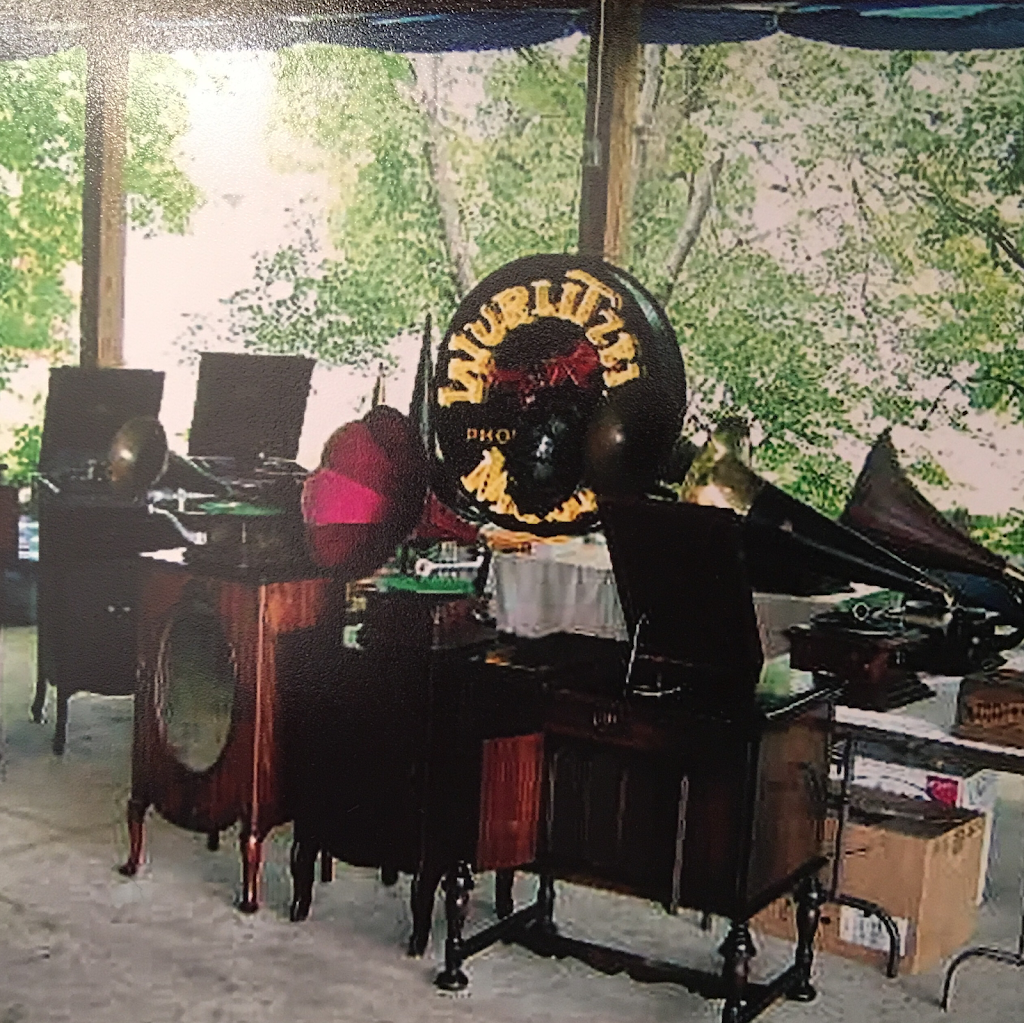 Belfast Farm Phonographs and Clocks | 13734 Scott Rd, Waynesboro, PA 17268, USA | Phone: (717) 762-0922