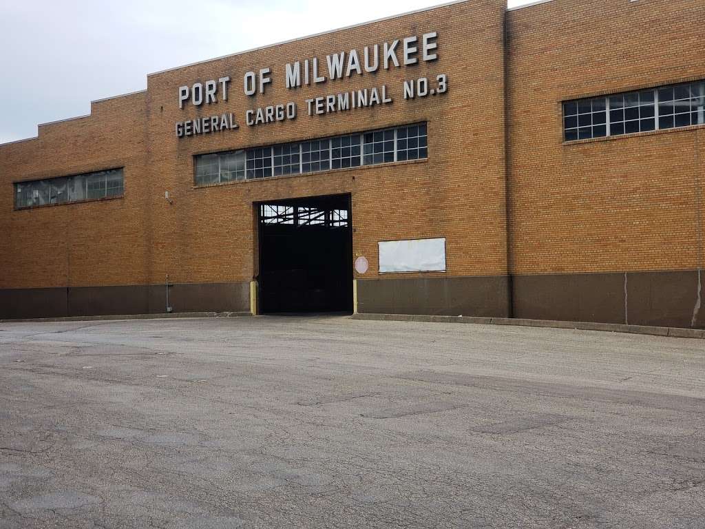 Milorganite, Port Of Milwaukee | 1500 S Lincoln Memorial Dr, Milwaukee, WI 53207, USA | Phone: (414) 225-2160