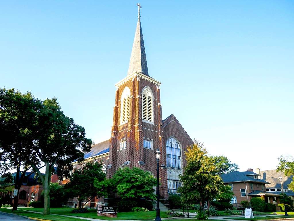 Bethlehem Lutheran Church | 401 W Main St, West Dundee, IL 60118, USA | Phone: (847) 426-7311