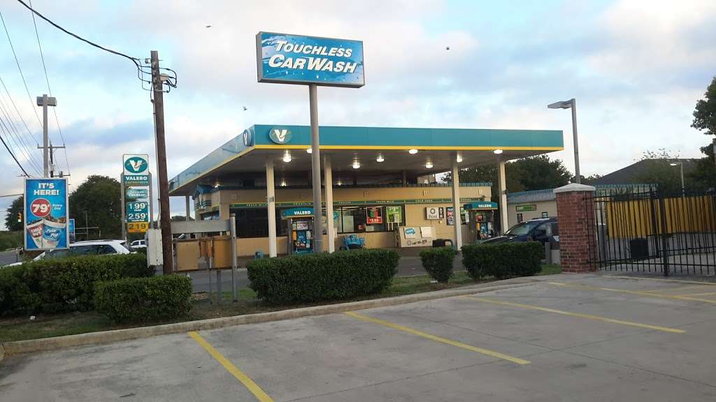 Circle K | 3411 Thousand Oaks, San Antonio, TX 78247, USA | Phone: (210) 490-4616