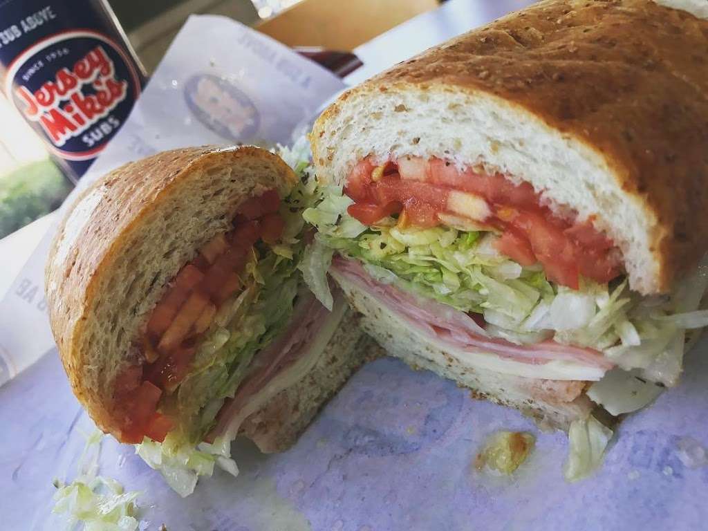 Jersey Mikes Subs | 305 E Ridgewood Ave, Ridgewood, NJ 07450, USA | Phone: (201) 857-5377