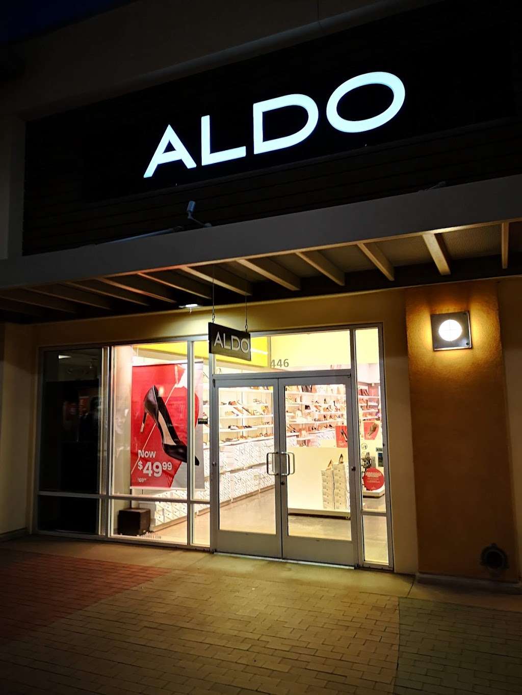 Aldo Outlet | 4976 Premium Outlets Way #446, Chandler, AZ 85226, USA | Phone: (480) 639-1868