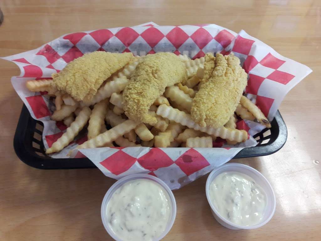 Fish Tales Seafood | 1825 E Houston St, Cleveland, TX 77327, USA | Phone: (281) 592-2110