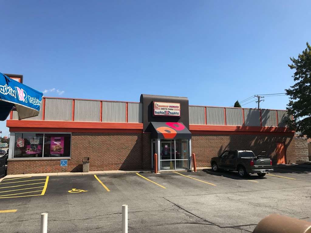 Dunkin | 5615 S Harlem Ave, Chicago, IL 60638, USA | Phone: (773) 586-6460