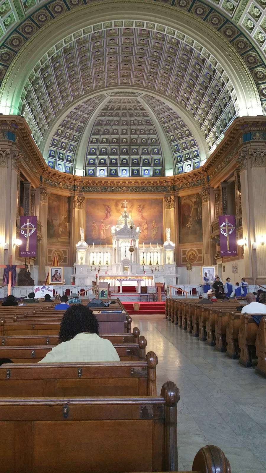 Our Lady of Sorrows Basilica National Shrine | 3121 W Jackson Blvd, Chicago, IL 60612, USA | Phone: (773) 638-0159