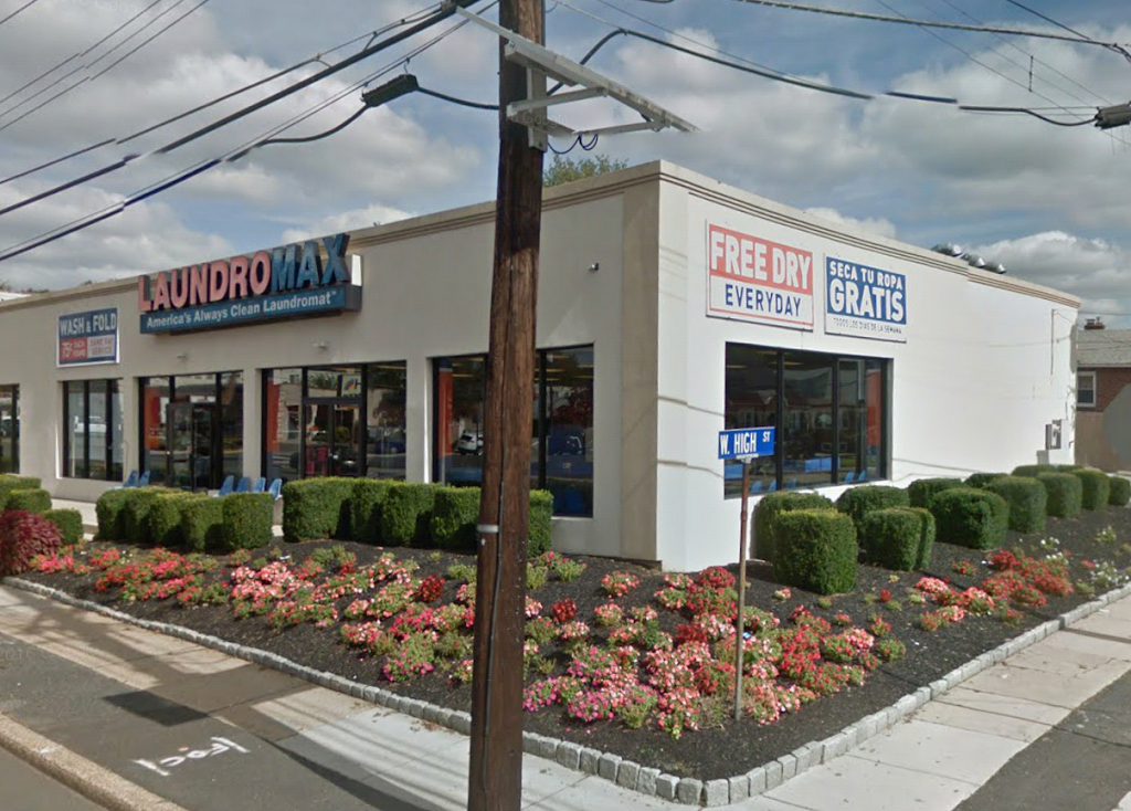 Laundromax | 613 N Black Horse Pike, Haddon Heights, NJ 08035 | Phone: (856) 547-6302