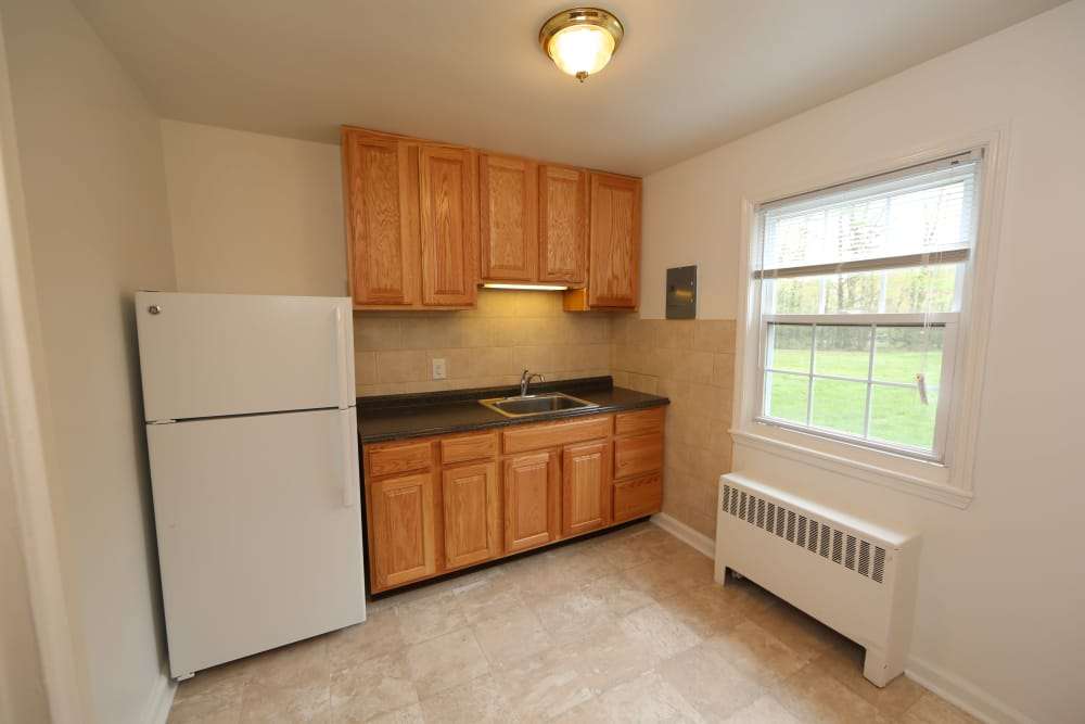 Oakmont Park Apartments | 7 Laurel Dr, Scranton, PA 18505, USA | Phone: (570) 800-2645