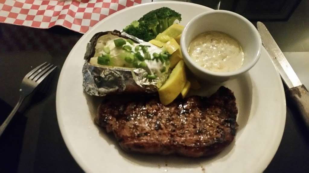 RBs Steakhouse | 29020 Oak Terrace, Cedar Glen, CA 92321 | Phone: (909) 336-4363