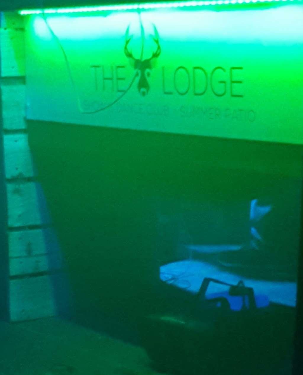 The Lodge Show + Dance Club & Summer Patio | 21614 National Pike, Boonsboro, MD 21713, USA | Phone: (301) 591-4434