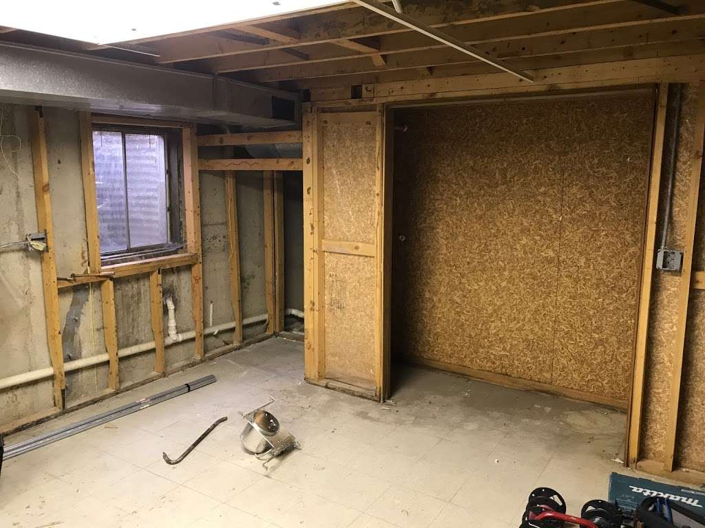 M and Sons Remodeling | 1515 Maple St, Des Plaines, IL 60018, USA | Phone: (773) 387-6541