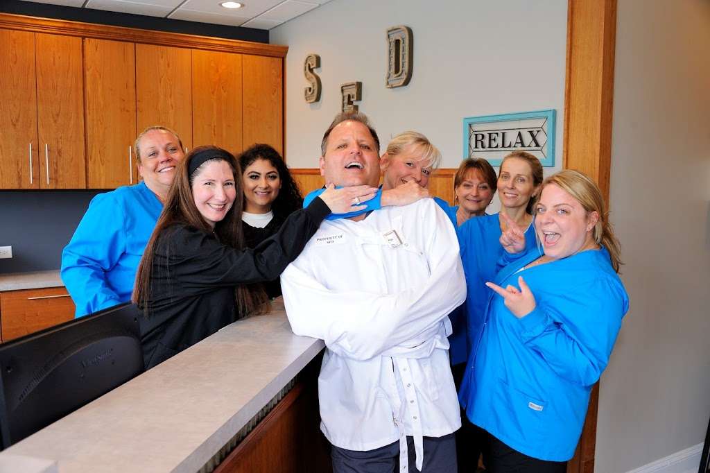 Suburban Family Dental | 645 W Golf Rd, Des Plaines, IL 60016, USA | Phone: (847) 640-0778