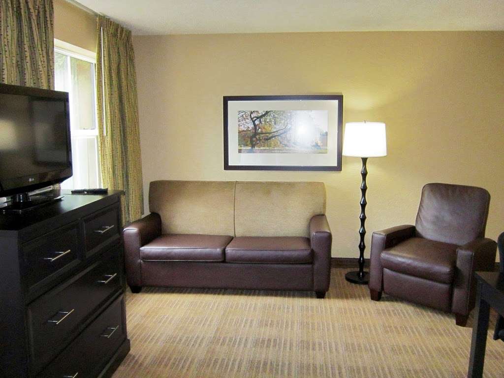 Extended Stay America - Oakland - Alameda Airport | 1260 S Loop Rd, Alameda, CA 94502 | Phone: (510) 769-7000