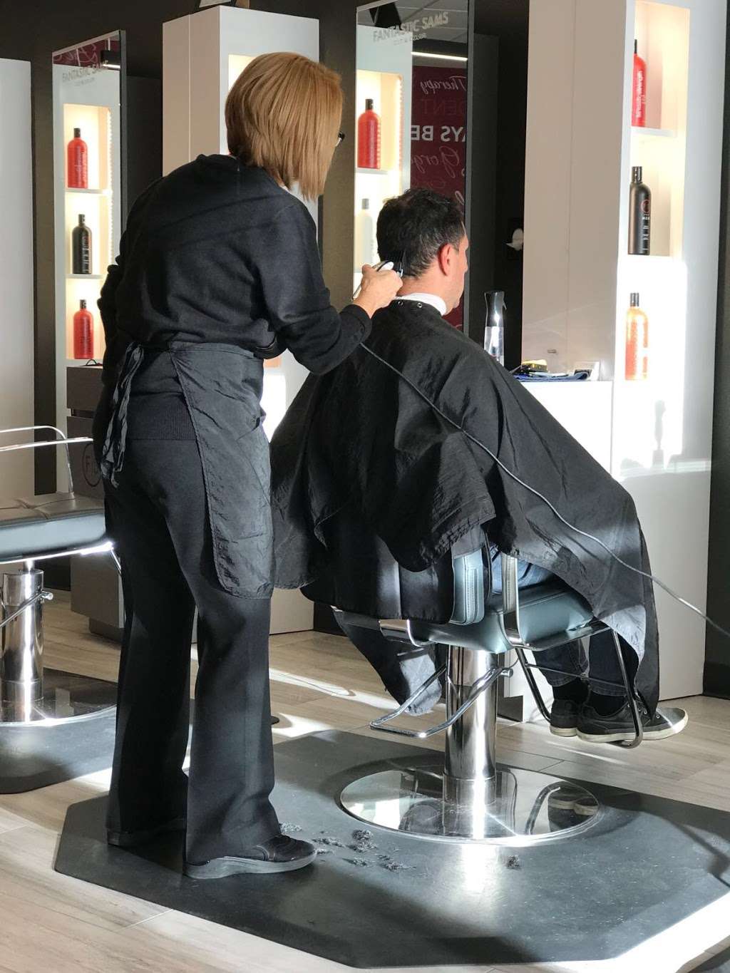 Fantastic Sams Cut & Color | 8350 Fry Rd #300, Cypress, TX 77433, USA | Phone: (832) 779-0738