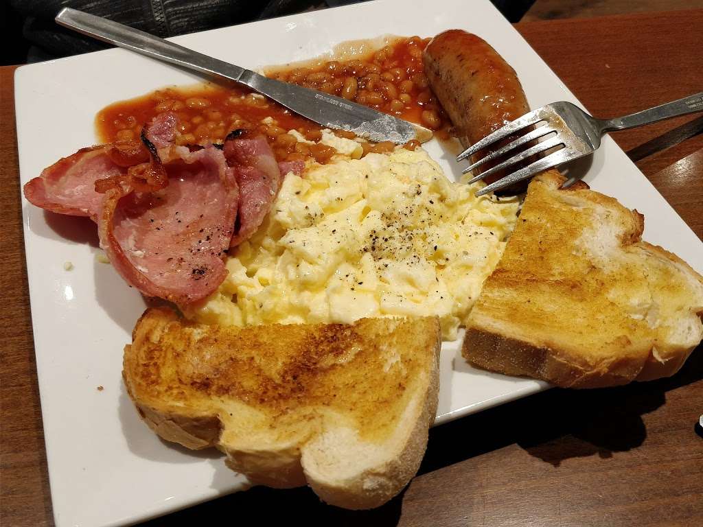 The Open Cafe | Hainault Golf Club, Romford Road, Chigwell IG7 4QW, UK | Phone: 020 8500 1191