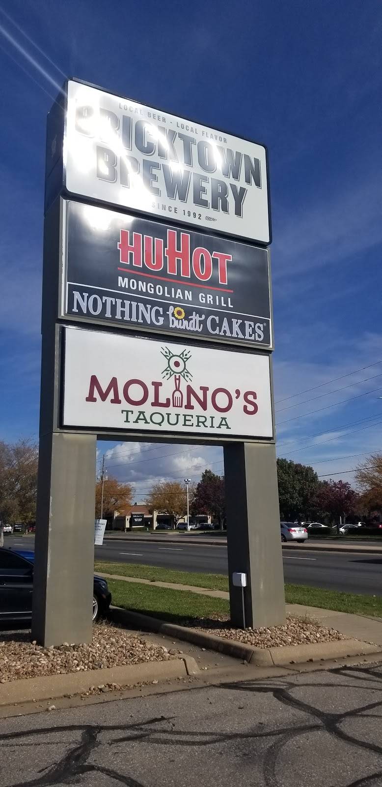 Molinos Taqueria | 2035 N Rock Rd #114, Wichita, KS 67206, USA | Phone: (316) 252-8261