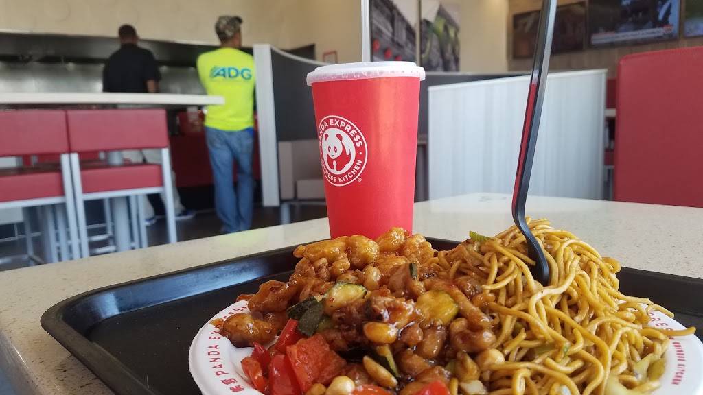 Panda Express | 5670 S Chambers Rd, Aurora, CO 80015, USA | Phone: (303) 680-6002