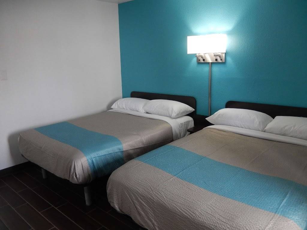 Motel 6 Portland, TX | 133 US-181, Portland, TX 78374, USA | Phone: (361) 643-4300