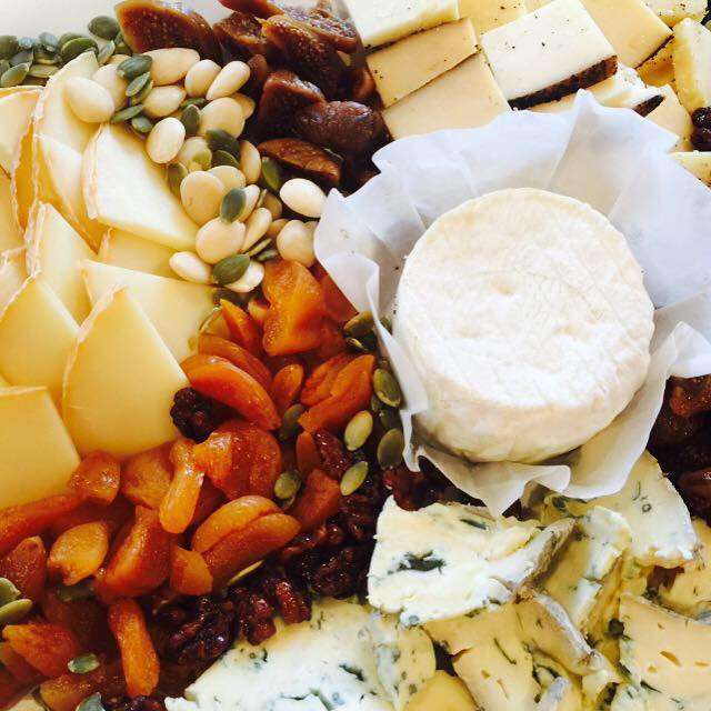 Chester River Wine & Cheese Co. | 117 S Cross St, Chestertown, MD 21620, USA | Phone: (443) 282-0220