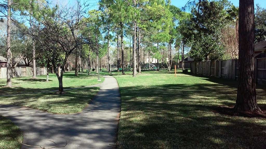 Greenbelt Park | Brookwood Greenbelt, Houston, TX 77059, USA | Phone: (281) 480-2563