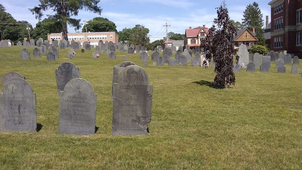 St Mary Cemetery | Beach St, Marlborough, MA 01752, USA | Phone: (781) 322-6300