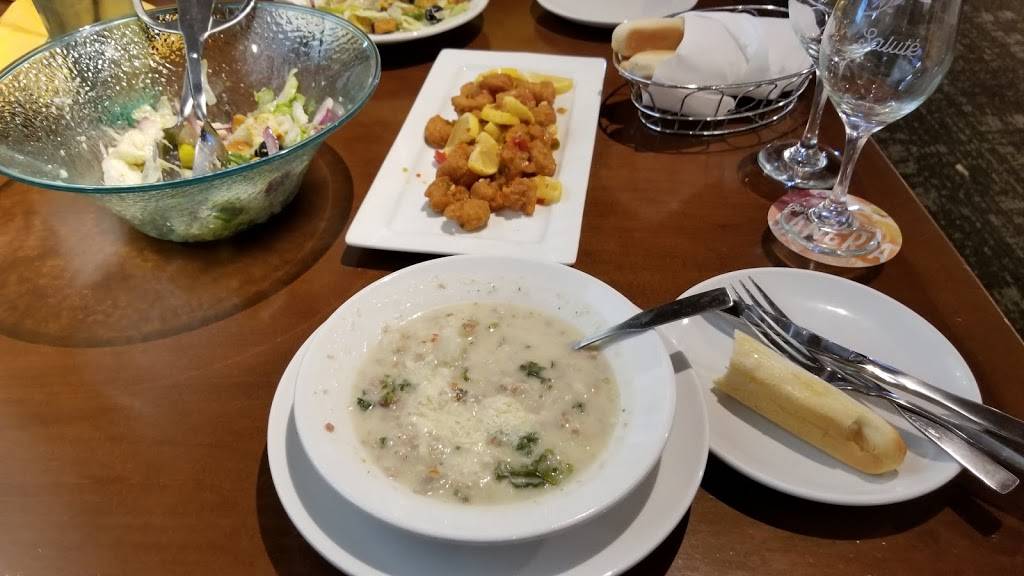 Olive Garden Italian Restaurant | 16151 Ford Rd, Dearborn, MI 48126 | Phone: (313) 240-6100