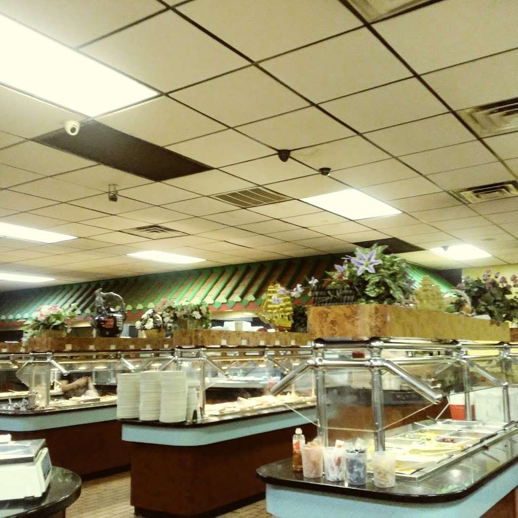 New China Buffet | 3734 S 27th St, Milwaukee, WI 53221, USA | Phone: (414) 281-2200