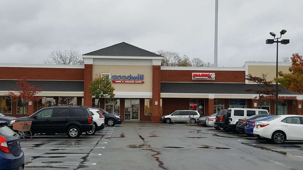 Somers Commons Shopping Center | 80 US-6, Baldwin Place, NY 10505, USA