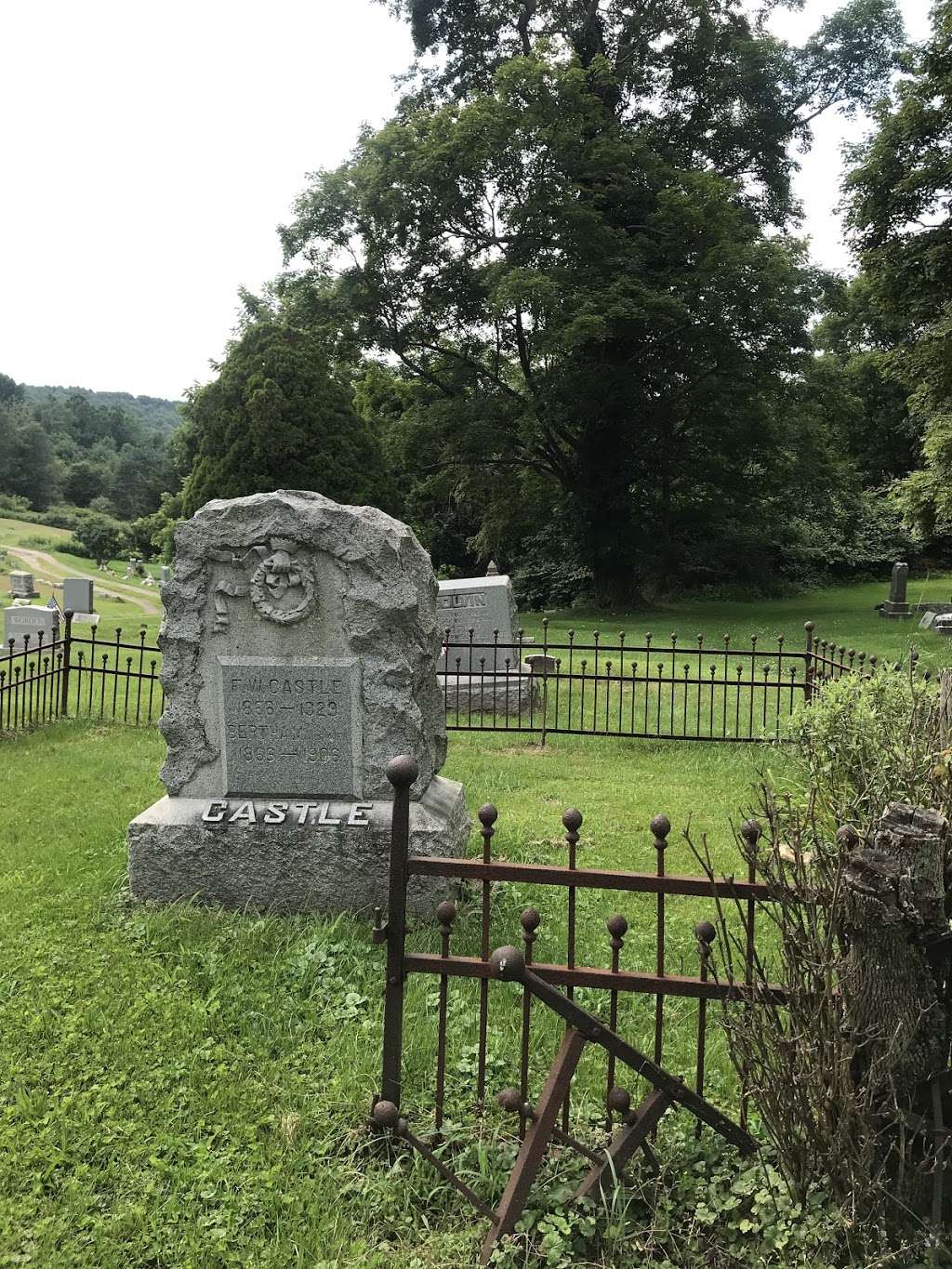 Evergreen Woodlawn Cemetery | Factoryville, PA 18419