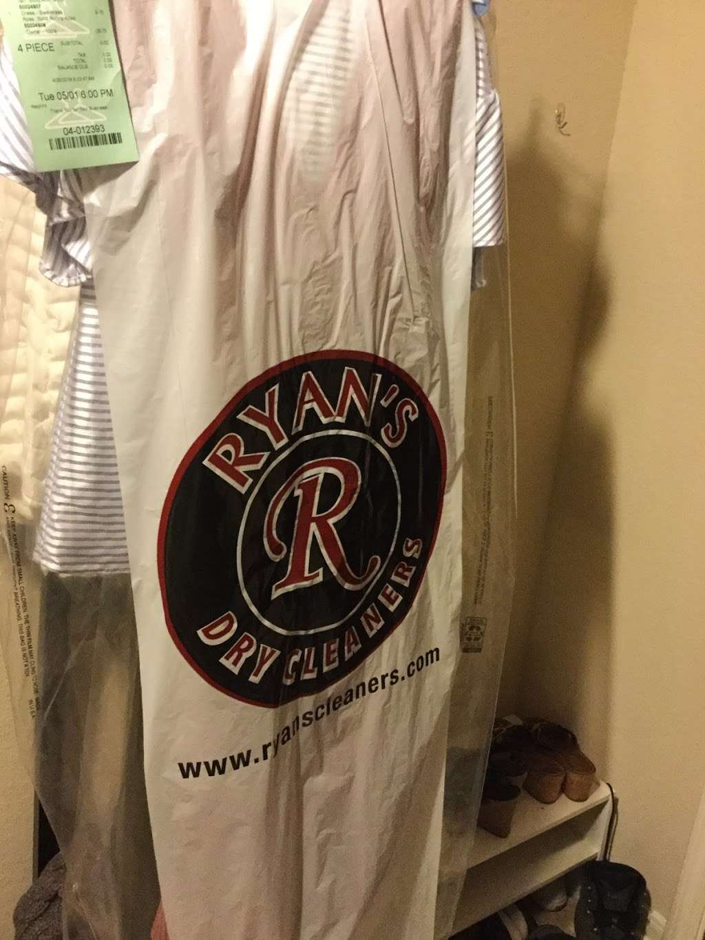 Ryans Express Dry Cleaners | 4003 Rustic Woods Dr Suite D, Kingwood, TX 77339, USA | Phone: (281) 360-6944