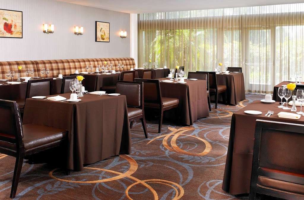 Sheraton Ontario Airport Hotel | 429 N Vineyard Ave, Ontario, CA 91764 | Phone: (909) 937-8000