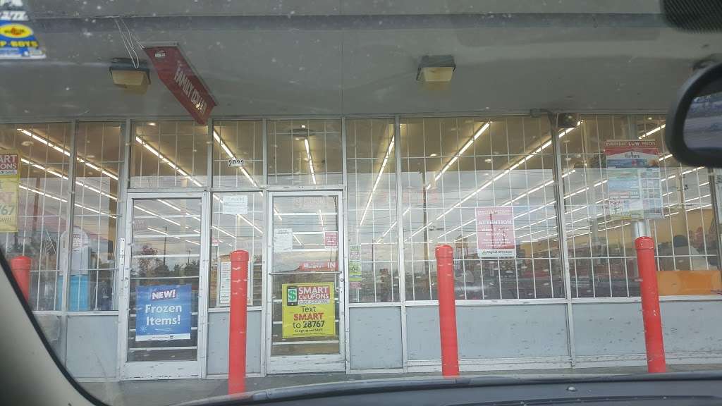 Family Dollar | 2022 N Graham St, Charlotte, NC 28206 | Phone: (704) 376-7254