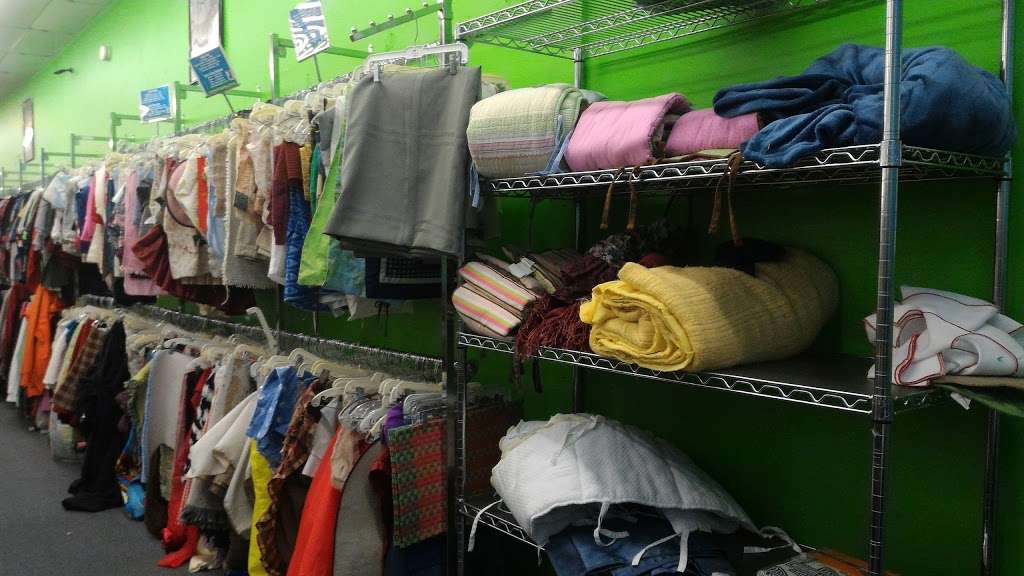 Wabash Valley Goodwill | 1021 Indianapolis Rd, Greencastle, IN 46135, USA | Phone: (765) 653-6587