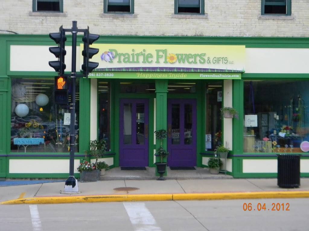 Prairie Flowers and Gifts | 245 E Main St, Sun Prairie, WI 53590, USA | Phone: (608) 837-3830