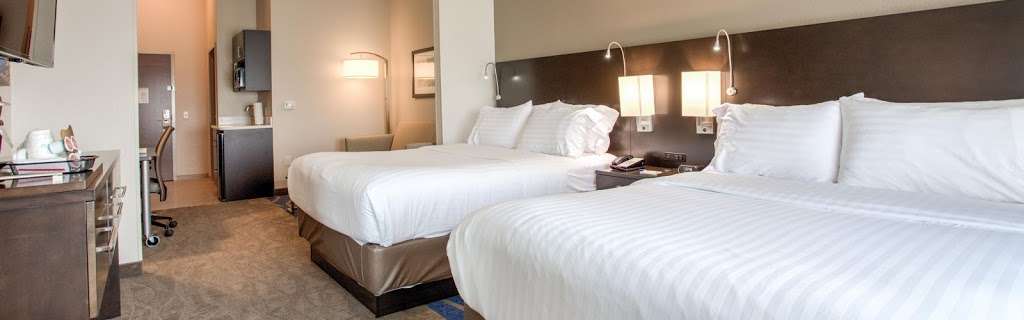 Holiday Inn Express & Suites Lancaster East - Strasburg | 1900 Historic Dr, Strasburg, PA 17579, USA | Phone: (717) 455-4700