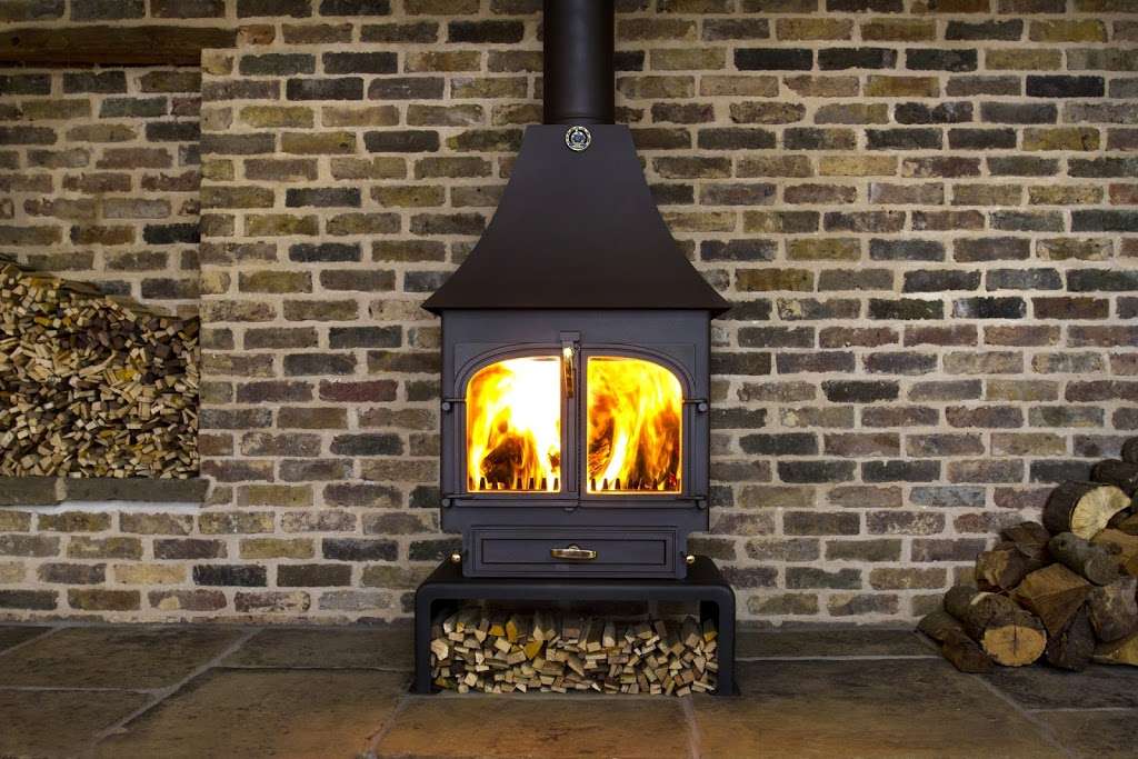 We Love Stoves Ltd | Unit 3 Ford Farm Ind Est, Braintree Road, Dunmow CM6 1HU, UK | Phone: 01371 871816