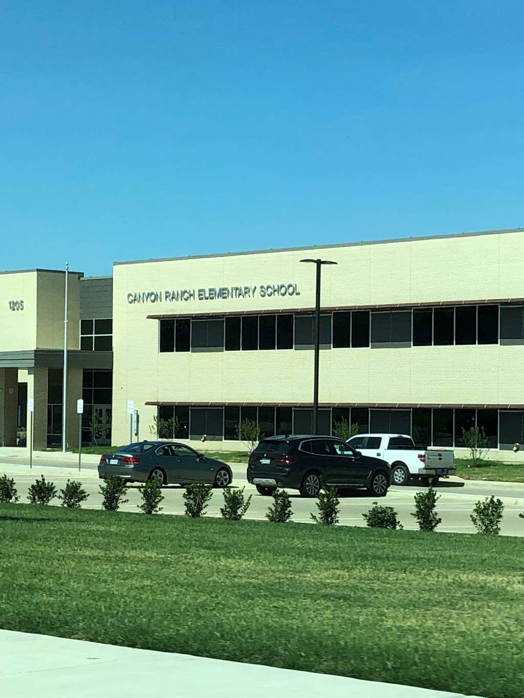 Canyon Ranch Elementary | 1205 Santa Fe Trail, Irving, TX 75063, USA | Phone: (214) 496-7200