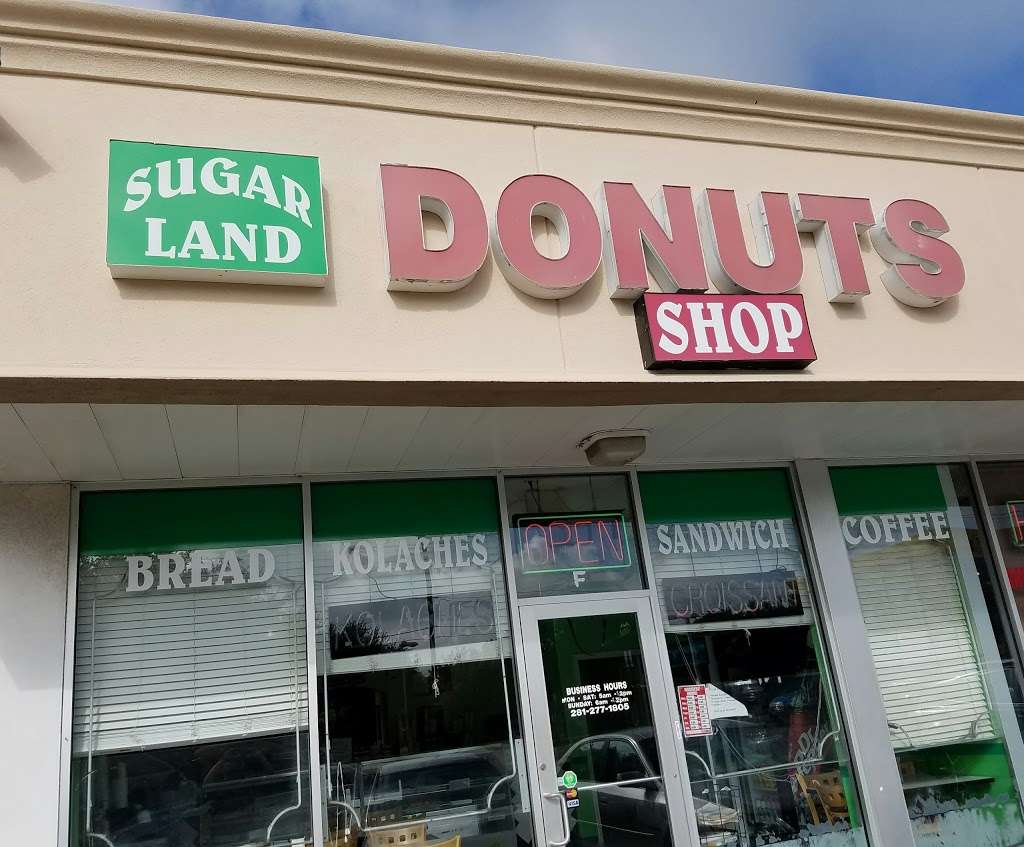 Sugar Land Donut Shop | # 7525, 2164, 2575 Eldridge Rd, Sugar Land, TX 77478, USA | Phone: (281) 277-1805