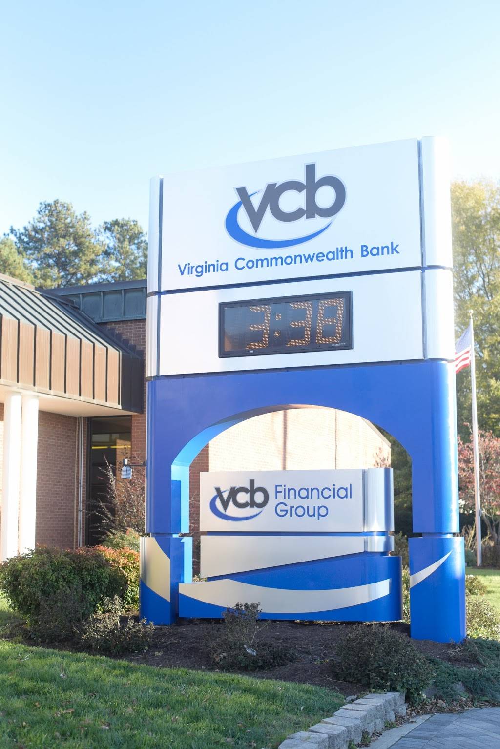 Virginia Commonwealth Bank | 100 S Main St, Kilmarnock, VA 22482 | Phone: (804) 435-1140