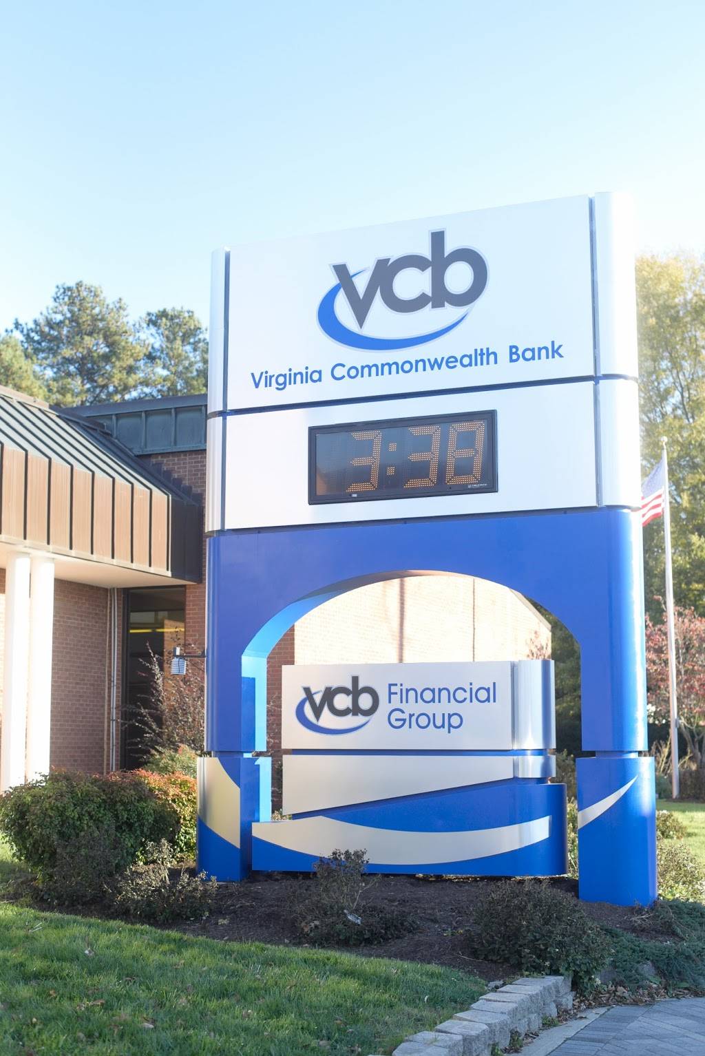 Virginia Commonwealth Bank | 100 S Main St, Kilmarnock, VA 22482, USA | Phone: (804) 435-1140