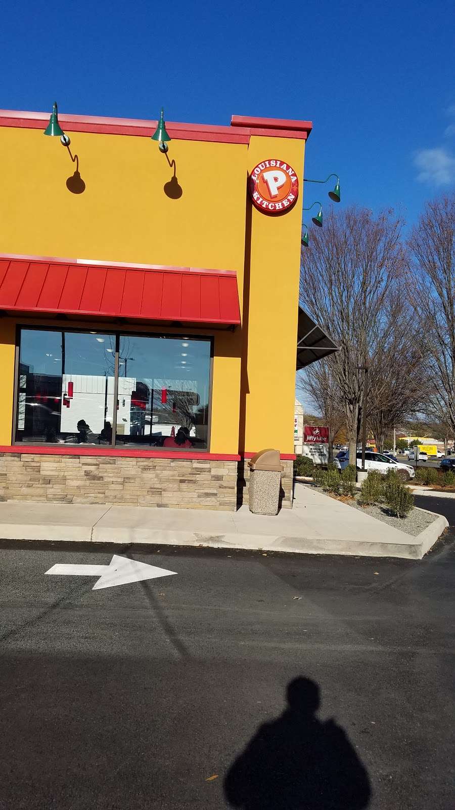 Popeyes Louisiana Kitchen | 563 James Madison Hwy, Culpeper, VA 22701, USA | Phone: (540) 825-1844