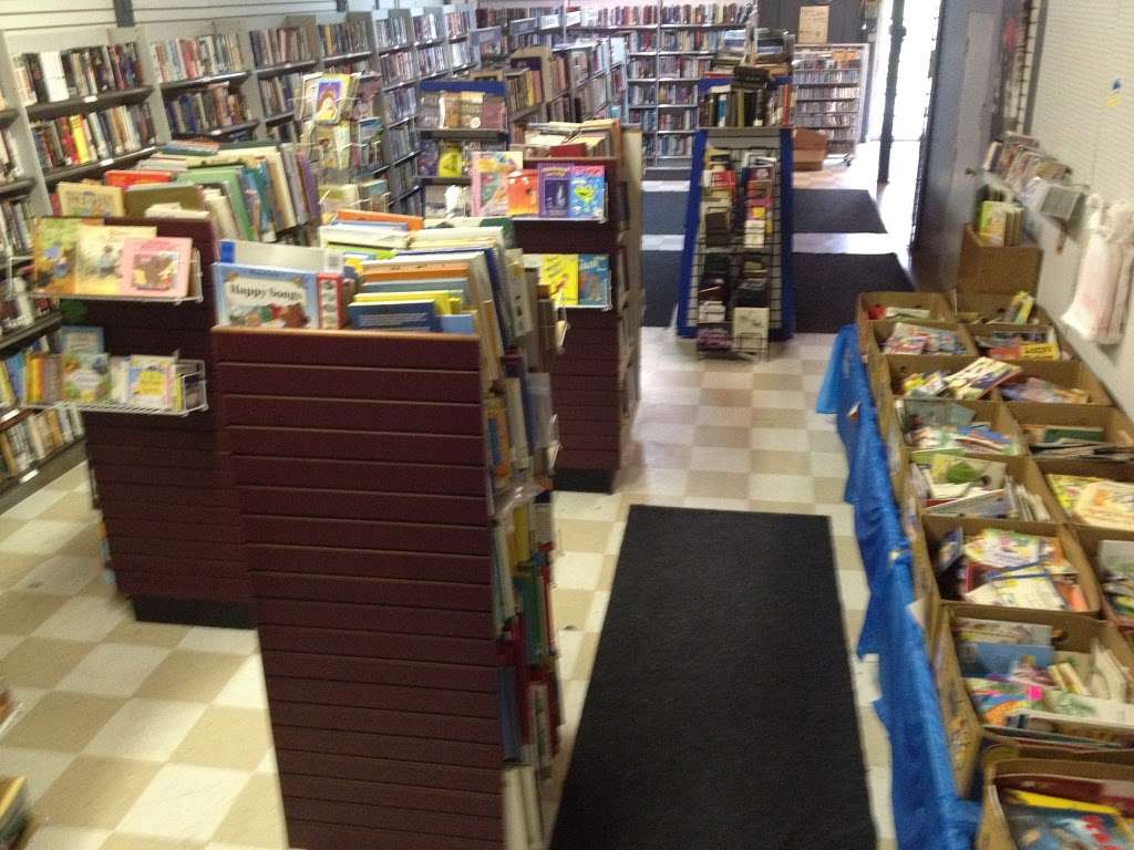 The Dollar Book Shuffle | 11290 Trussum Pond Rd G10, Laurel, DE 19956, USA | Phone: (302) 258-7764