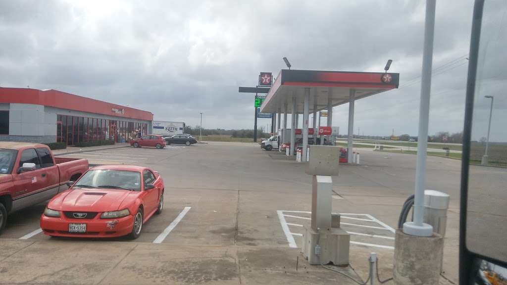 Texaco Hungerford | 10400 US-59, Wharton, TX 77488, USA | Phone: (979) 532-0786