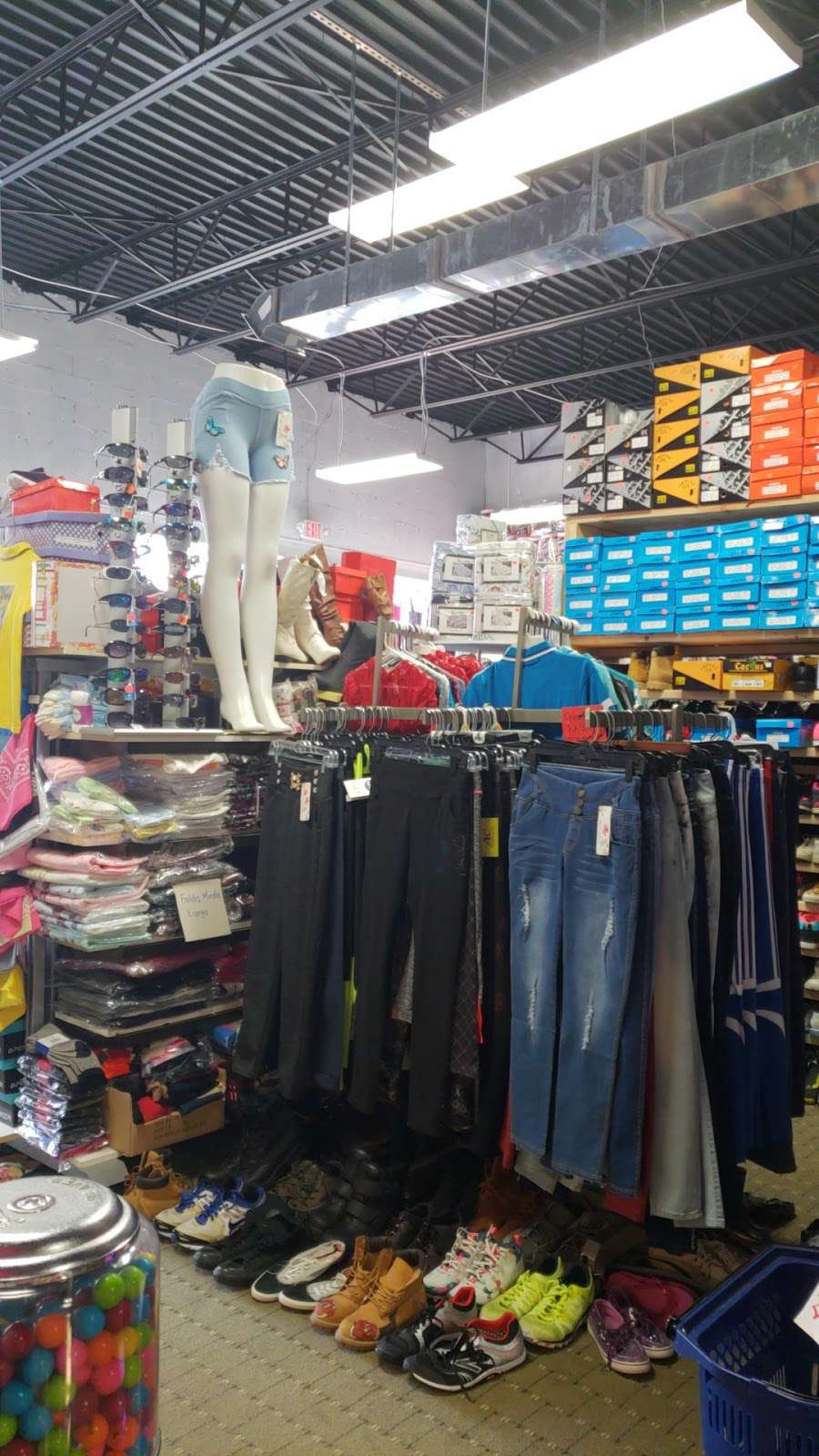 segunda and thrift store in manassas | 114 Kent Village Square, Manassas Park, VA 20111, USA | Phone: (571) 283-1451