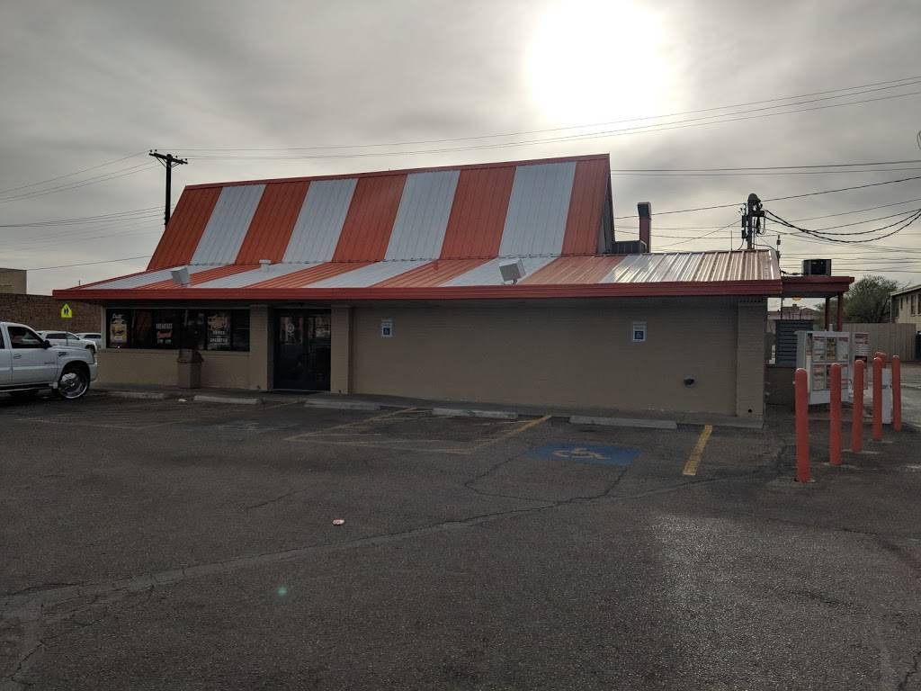 Whataburger | 1702 19th St, Lubbock, TX 79401, USA | Phone: (806) 747-5622