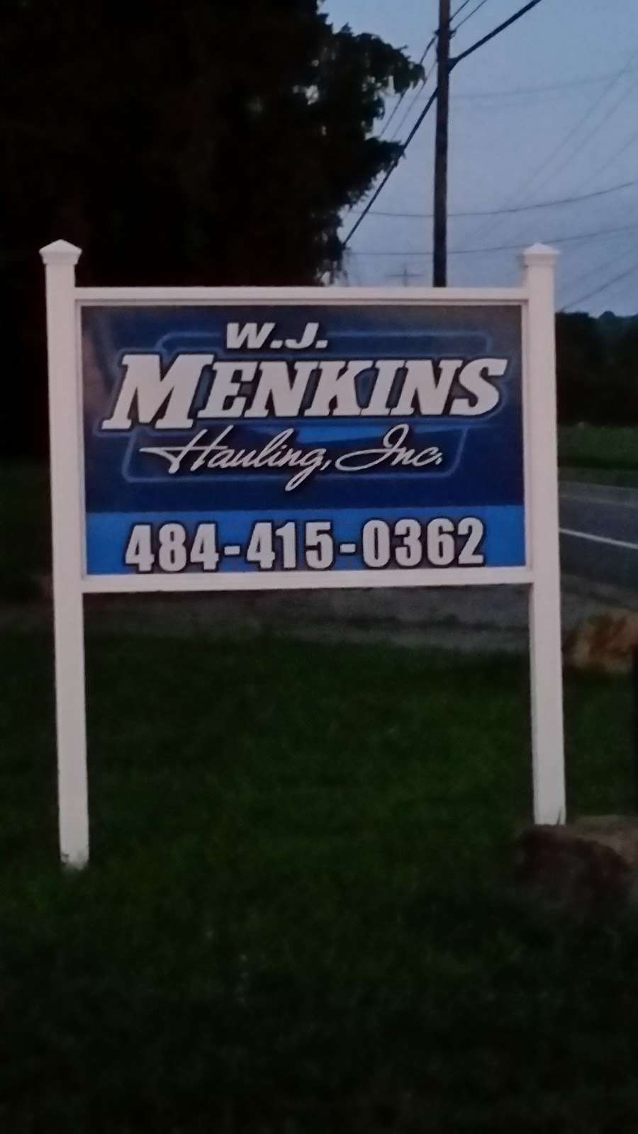 W.J. Menkins Hauling Inc. | 1269 Reading Ave, Boyertown, PA 19512 | Phone: (484) 415-0362