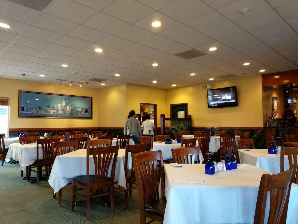 Gourmet House Chinese Restaurant | 1740 E Algonquin Rd, Algonquin, IL 60102 | Phone: (847) 458-7883