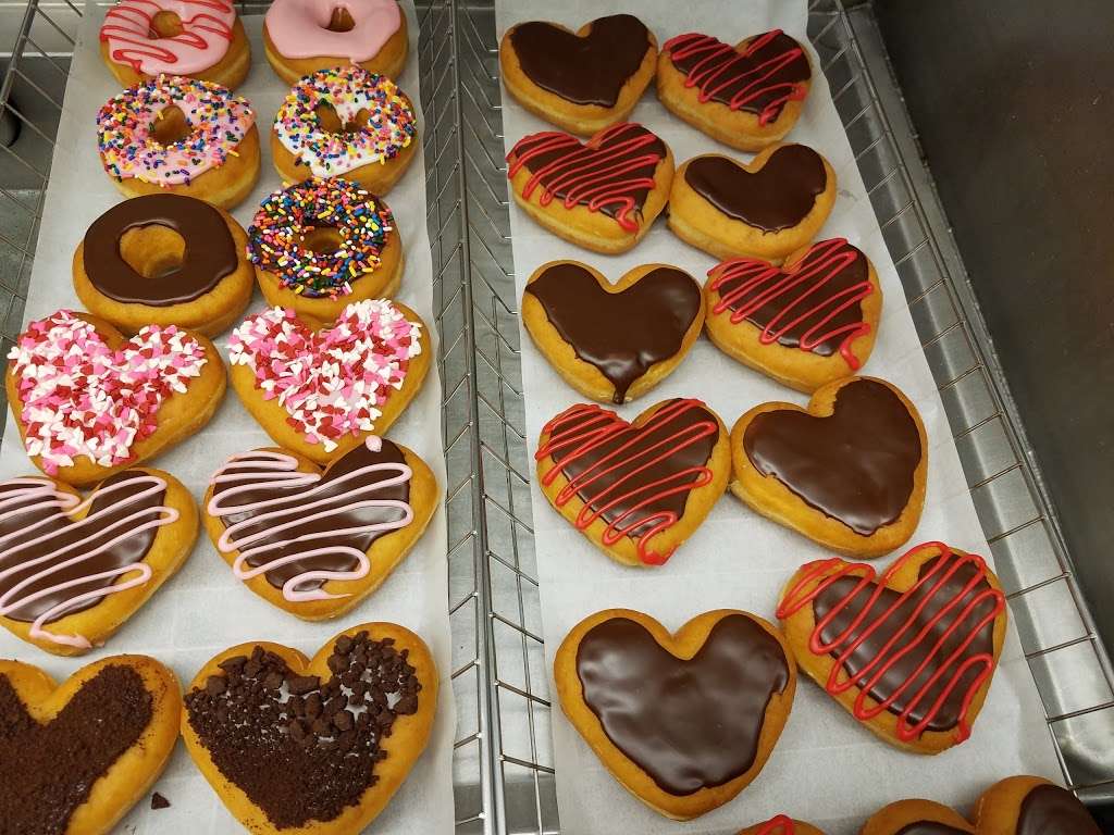 Dunkin Donuts | 7800 Airport Blvd, Houston, TX 77061, USA | Phone: (713) 640-8601